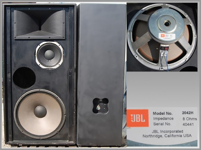 JBL 18인치 2042H